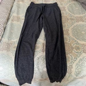 Lululemon size 6 Ready to Rulu Joggers